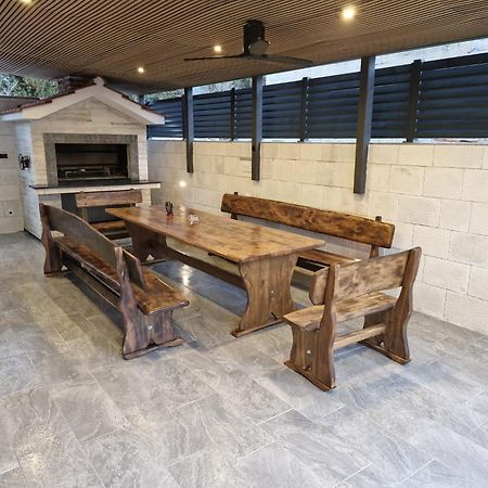 Holiday Apartment Marijana Kastela Ngoại thất bức ảnh