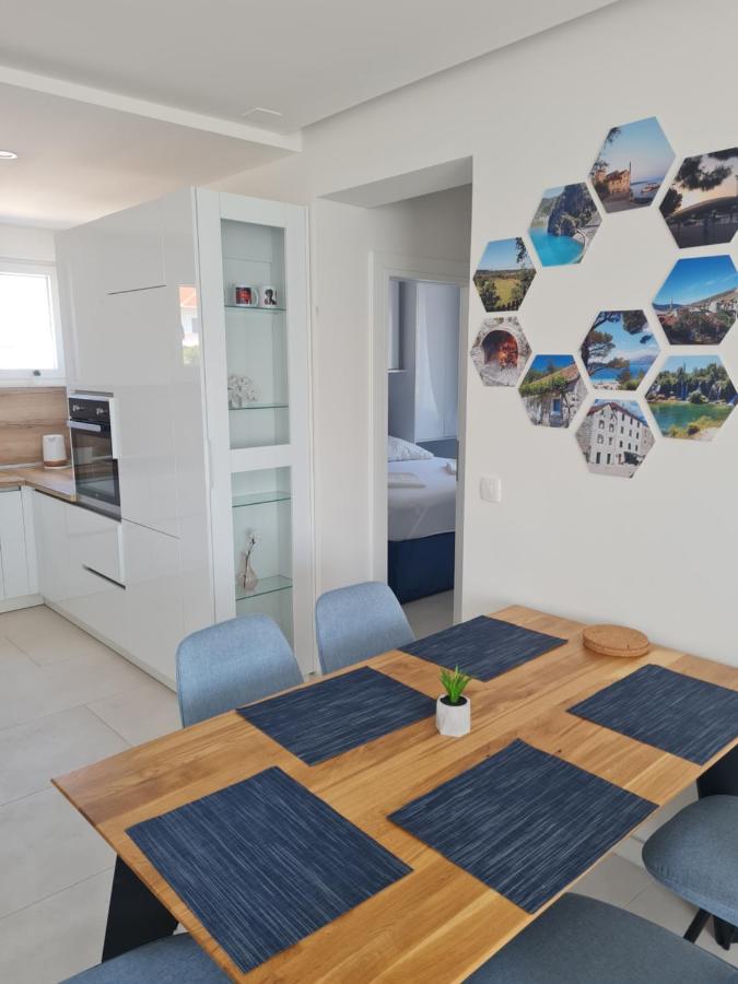 Holiday Apartment Marijana Kastela Ngoại thất bức ảnh