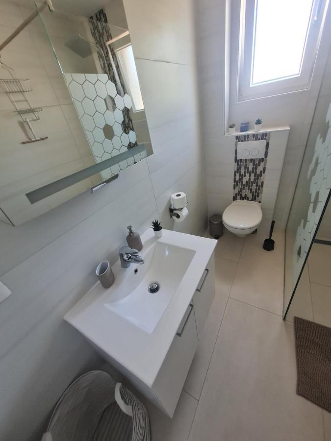 Holiday Apartment Marijana Kastela Ngoại thất bức ảnh