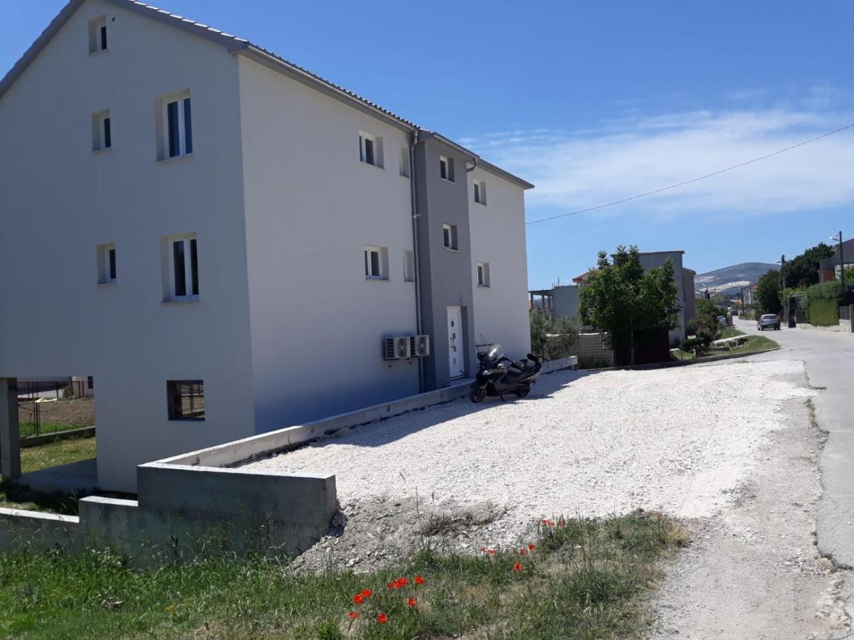 Holiday Apartment Marijana Kastela Ngoại thất bức ảnh