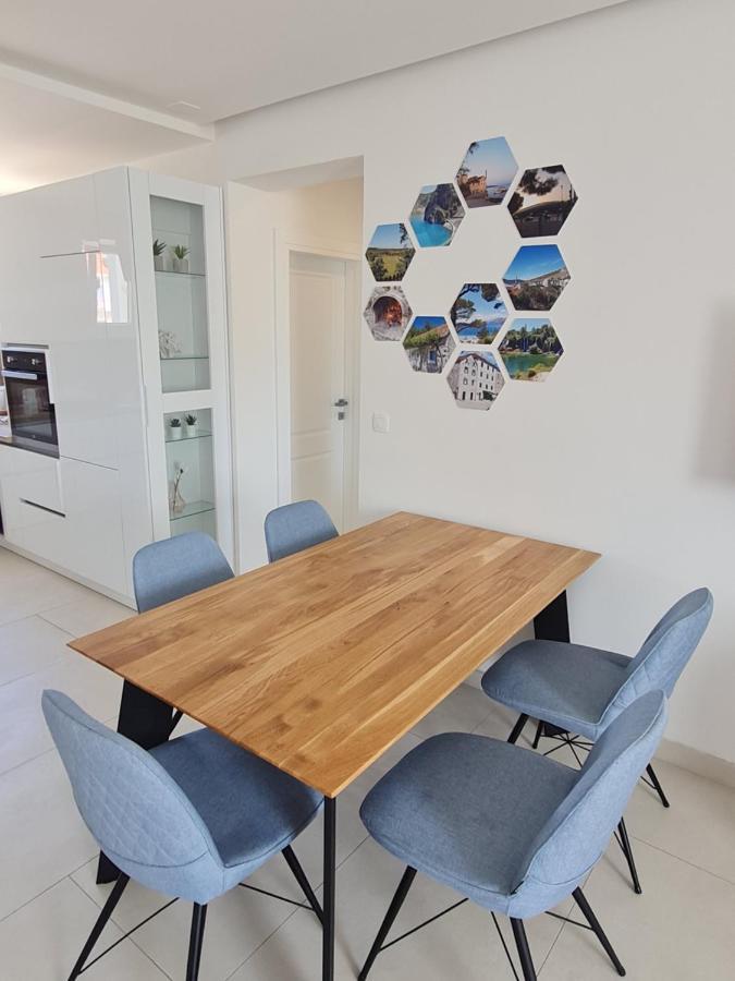 Holiday Apartment Marijana Kastela Ngoại thất bức ảnh