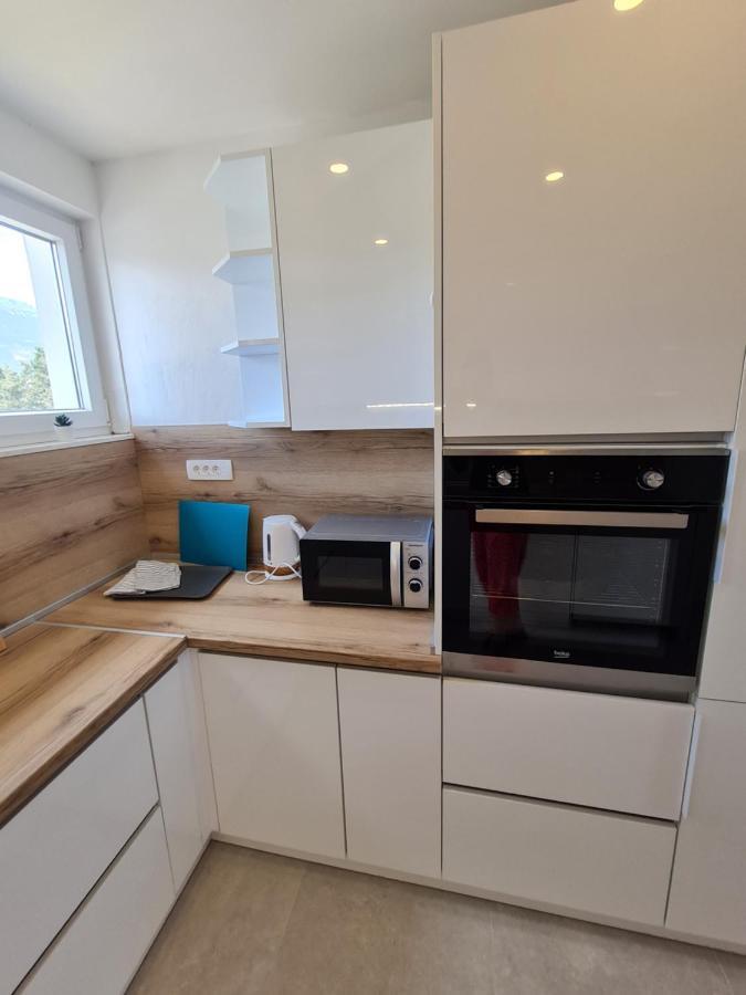 Holiday Apartment Marijana Kastela Ngoại thất bức ảnh