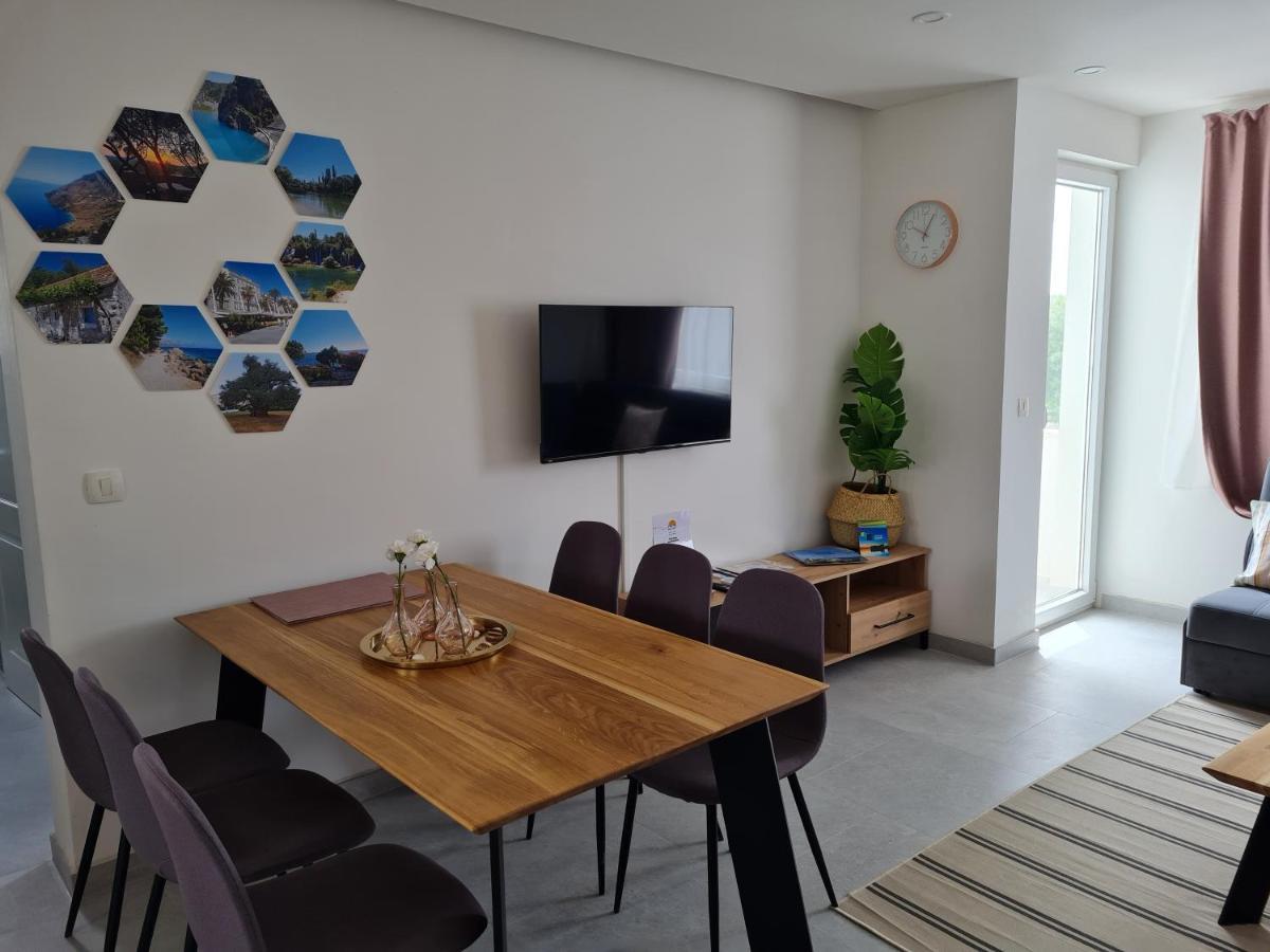 Holiday Apartment Marijana Kastela Ngoại thất bức ảnh