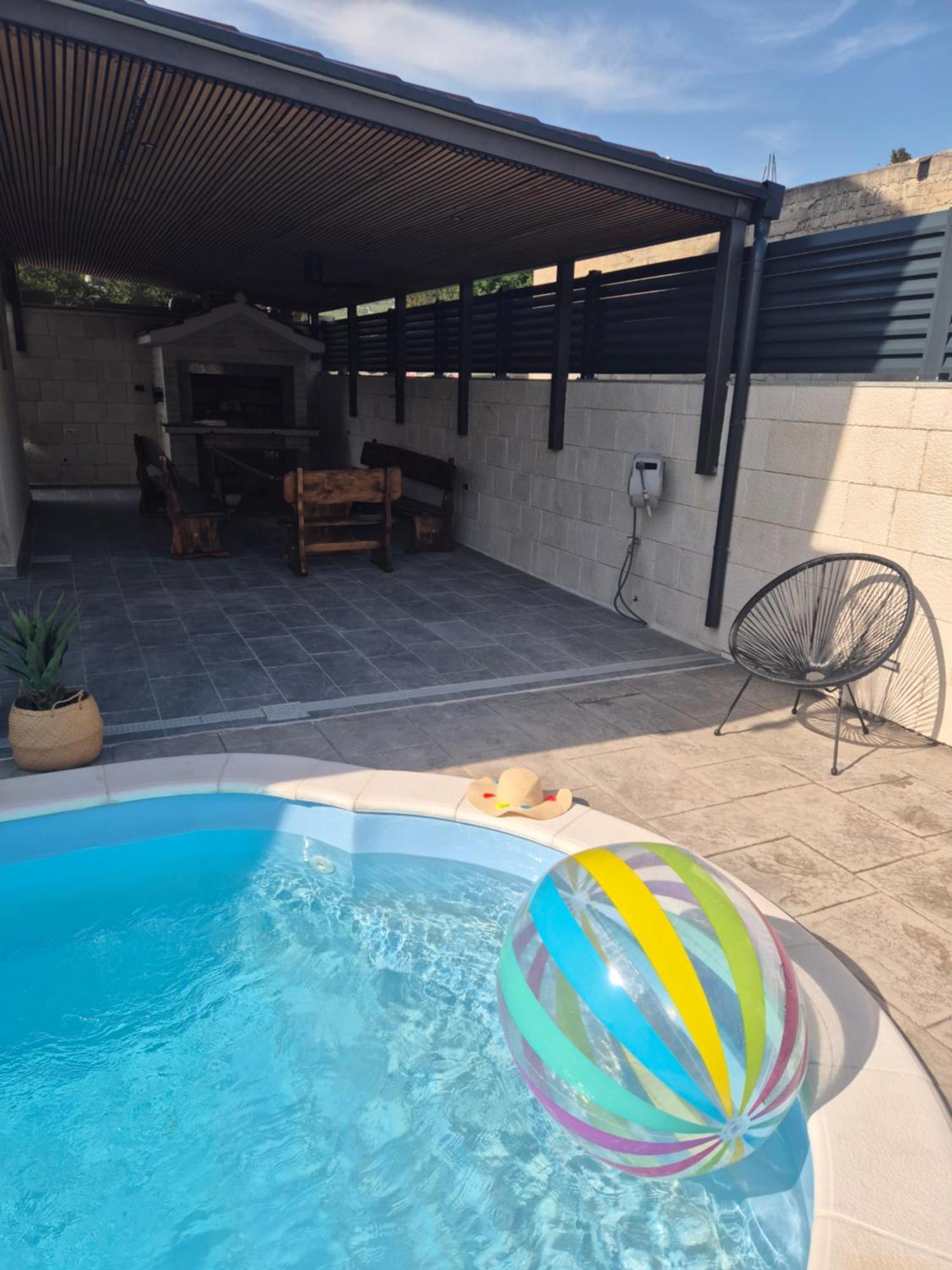 Holiday Apartment Marijana Kastela Ngoại thất bức ảnh